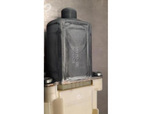 Electronic module TESLA MODEL Y (5YJY) EV Performance All-wheel Drive | BP34198254M83 - Image 4
