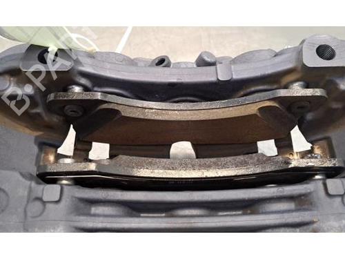 Left front brake caliper PORSCHE TAYCAN (Y1A) Performance Battery Plus (Y1AAA1) | BP30824206M105 