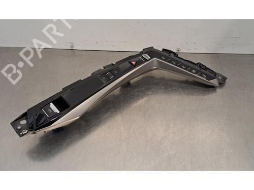 Used Switch Switch PEUGEOT 3008 III (KA_, KB_, KC_) e-210 (KCZKZX) (213 hp) 32158781 32158781