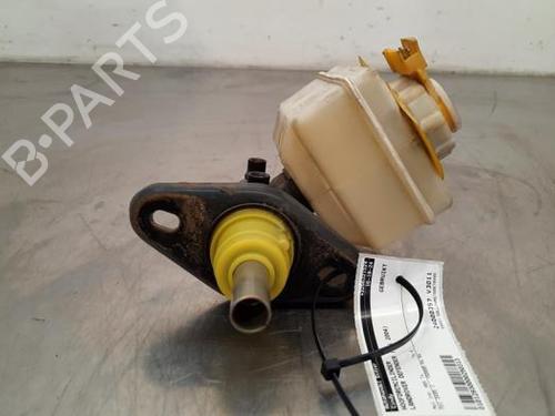 Brake master cylinder LAND ROVER DEFENDER Station Wagon (L316) 2.5 Td5 4x4 (L316) | BP23623872M77 