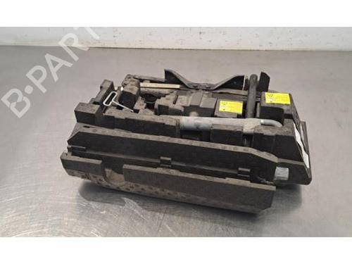Used Jack Kit RENAULT MASTER III Van (FV) 2.3 dCi 135 FWD (FV0N, FV08, FV06, FV00, FV1S) (136 hp) 29871920