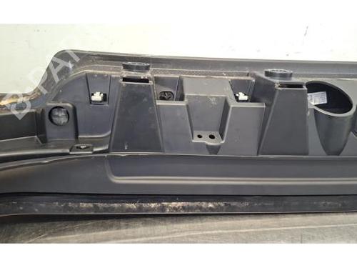 Third brake light LAND ROVER DEFENDER Station Wagon (L663) D200 MHEV 4x4 | BP40552650L11 - Image 6