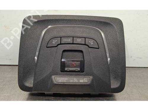 Plafoniera TOYOTA COROLLA Hatchback (_E21_, _EA1_, _EH1_) 1.8 Hybrid (ZWE211, ZWE219) (122 hp) 31692083