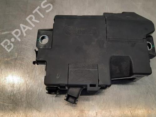 Used Fuse box VOLVO XC40 (536) Recharge (231 hp) 21674528
