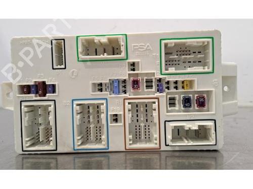 Used Fuse box PEUGEOT 3008 III (KA_, KB_, KC_) e-210 (KCZKZX) (213 hp) 30500903