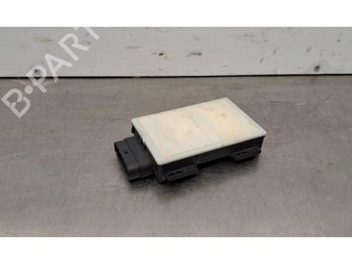 Used Electronic module BMW 1 (F40) M 135 i xDrive (306 hp) 30530631