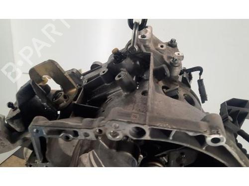 Gearbox OPEL CORSA F (P2JO) 1.2 (68) | BP31076467M3 