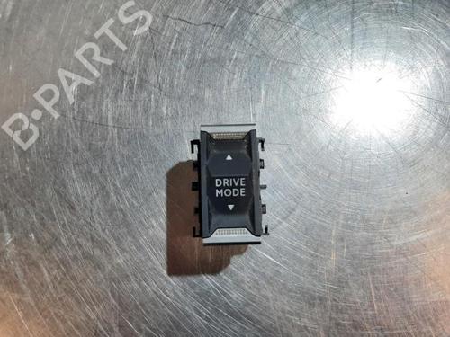 Switch PEUGEOT 2008 II (UD_, US_, UY_, UJ_, UR_, UC_) 1.2 PureTech 130 (USHNS, URHNS) | BP24600316I30