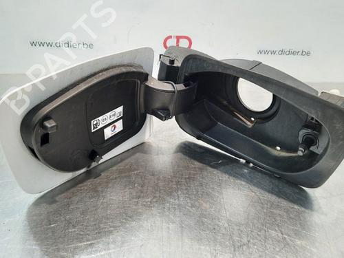Fuel flap DS DS 3 / DS 3 CROSSBACK (UR_, UC_, UJ_) 1.2 PureTech 155 (URHNNS) | BP10894522C131 