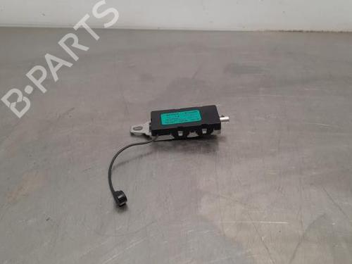Antenne/Base RENAULT CLIO IV (BH_) 1.2 TCe 120 (BHAU) (118 hp) 17114986
