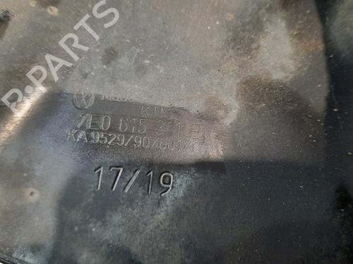 Left front steering knuckle VW TRANSPORTER T6 Van (SGA, SGH, SHA, SHH) 2.0 TDI | BP11727091M25 