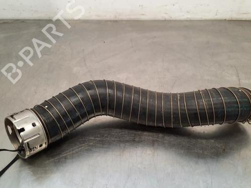 Used Intercooler pipe BMW 3 (G20, G80, G28) 318 i (156 hp) 23640725