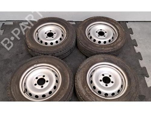 Used Wheel set Wheel set RENAULT MASTER III Platform/Chassis (EV, HV, UV) 2.3 dCi 150 FWD (EV0F, HV0F, UV0F, EV03, HV03, UV03) (150 hp) 39909497 39909497