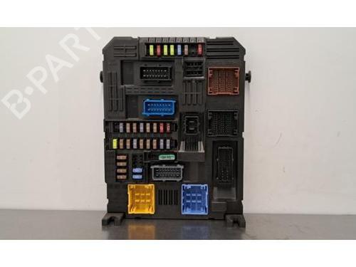 Used Fuse box CITROËN JUMPY III Van (V_) 2.0 BlueHDi 120 (122 hp) 30138852