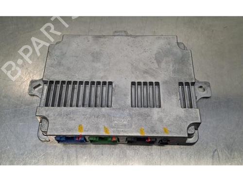 Used Electronic module PEUGEOT 308 III (FB_, FH_, FP_, F3_, FM_) Hybrid 225 (F3DGYT, F3DGNH) (224 hp) 31698561