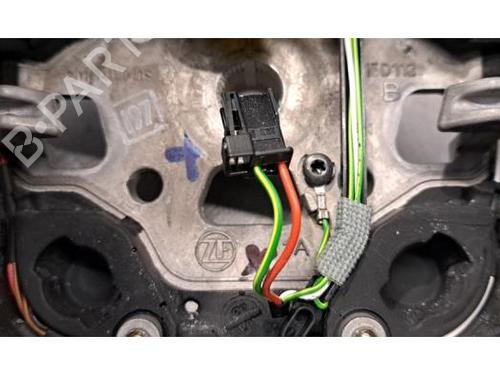 Volant PEUGEOT 3008 III (KA_, KB_, KC_) Hybrid 136 (KAHPYE) | BP30605390C49