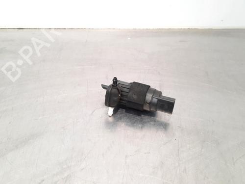 Used Washer pump PORSCHE CAYENNE (9YA) 2.9 S AWD (9YABB1) (440 hp) 15725784