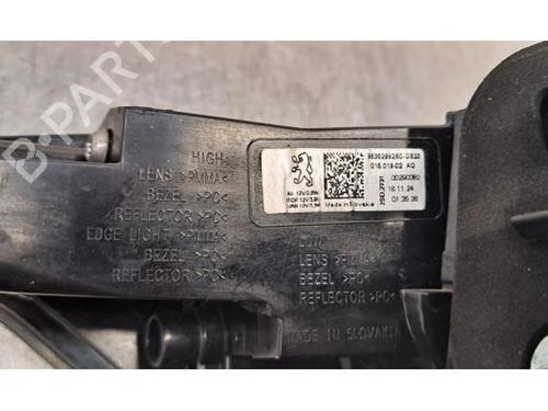 Right taillight PEUGEOT 308 III (FB_, FH_, FP_, F3_, FM_) PureTech 130 (FPHNSL, FPHNST) | BP28012144C35 