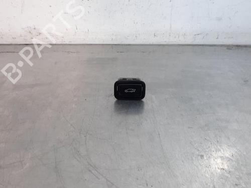 switch-hyundai-kona-sx2-2023-34615486 main image