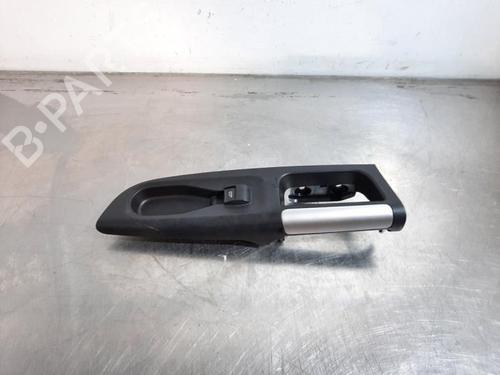 Used Switch Switch FORD TRANSIT CONNECT V408 Box Body/MPV 1.5 TDCi (101 hp) 33307493 33307493