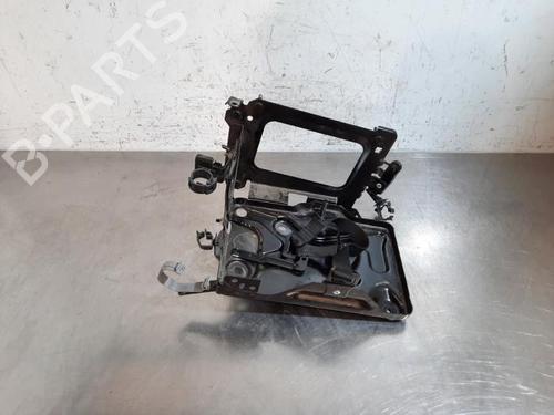 support-fiat-tipo-estate-356_-357_-2016-34199595 main image