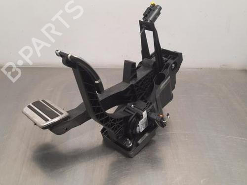Pedal PEUGEOT 308 SW III (FC_, FJ_, FR_, F4_, FN_) BlueHDi 130 (FCYHZL, FCYHZT) (131 hp) 23587642