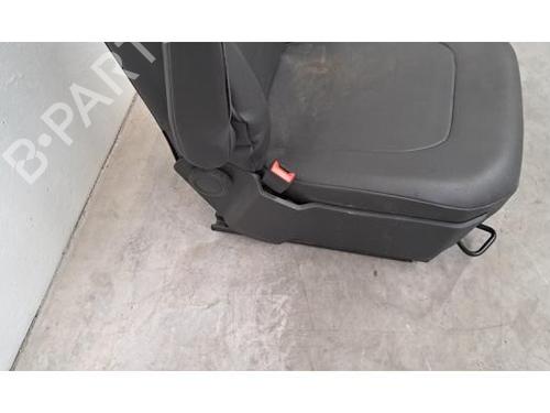Sæde venstre fortil MAN TGE Van 2.0 TDI (01V, 03V, 36V, UYB, UYC, UYD) | BP37862073C15 - Image 4