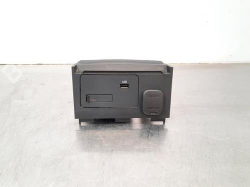 Used Electronic module MAZDA CX-3 (DK) 2.0 SKYACTIV-G (121 hp) 18236609