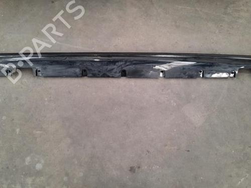 Używane Próg lewy MG MG 4 (EH32) EV (170 hp) 23600259