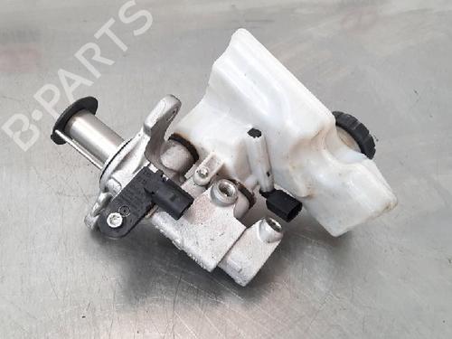 Brake master cylinder AUDI A3 Sportback (8VA, 8VF) 2.0 TDI | BP10884480M77 