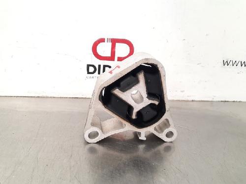Used Engine mount MERCEDES-BENZ GLA-CLASS (X156) GLA 200 (156.943) (156 hp) 10886778