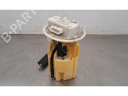 Used Fuel pump RENAULT CLIO V (B7_) 1.5 Blue dCi 85 (B7AG) (86 hp) 33132000