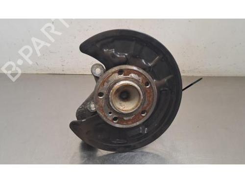 Used Right rear steering knuckle Right rear steering knuckle MERCEDES-BENZ GLA-CLASS (X156) GLA 180 (156.942) (122 hp) 34117992 34117992
