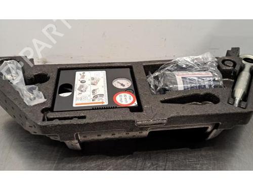 Used Jack Kit VOLVO XC40 (536) T4 (190 hp) 31818767