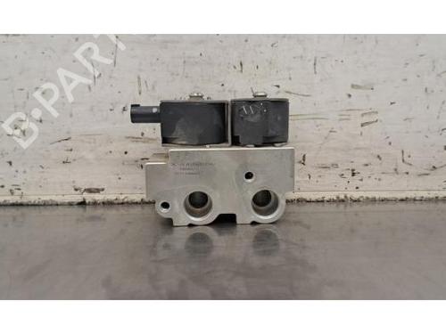 Used Electronic sensor Electronic sensor VOLVO EX30 (416) Electric (272 hp) 39905756 39905756