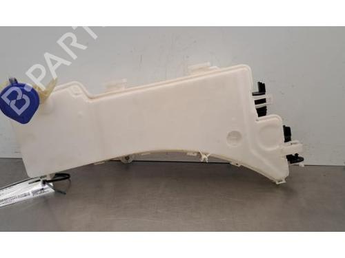 Used Windscreen washer tank Windscreen washer tank 37453983 37453983