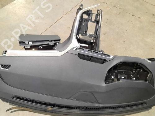 Dashboard PEUGEOT 3008 II SUV (MC_, MR_, MJ_, M4_) 1.6 PureTech 180 (M45GFR, M45GFU) BP15030786C46
