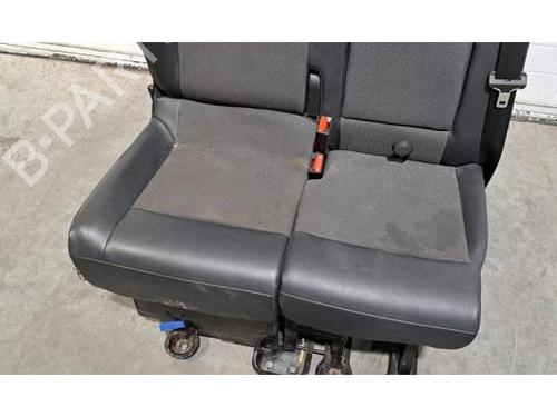 Right front seat PEUGEOT EXPERT Van (V_) 2.0 BlueHDi 150 | BP23632670C16 