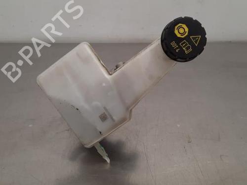 Used Brake master cylinder PEUGEOT 208 II (UB_, UP_, UW_, UJ_) 1.5 BlueHDI 100 (102 hp) 23585516