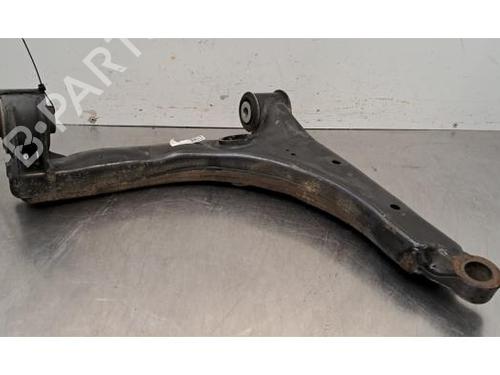 Used Right front suspension arm Right front suspension arm MAN TGE Van 2.0 TDI (01V, 03V, 36V, UYB, UYC, UYD) (140 hp) 35772643 35772643