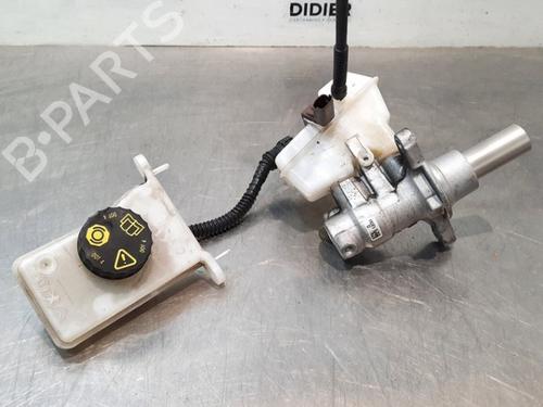 Brake master cylinder PEUGEOT 308 SW II (LC_, LJ_, LR_, LX_, L4_) 1.2 THP 110 | BP15233158M77 
