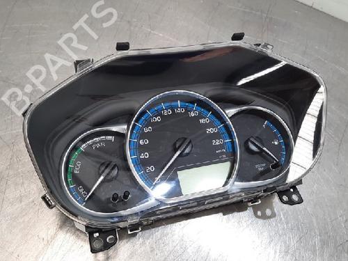 Instrument cluster TOYOTA YARIS (_P13_) 1.5 Hybrid (NHP130_, NHP130) | BP10887860C47 