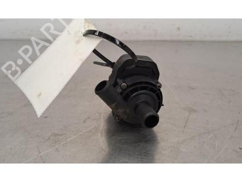 Pompe de circulation d'eau MERCEDES-BENZ A-CLASS (W177) A 180 d (177.003) (116 hp) 29871966