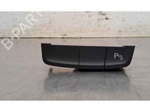 switch-skoda-kamiq-nw4-2019-36169390 main image