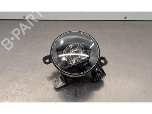 Used Right front fog light DS DS 7 Crossback (J4_, JR_, JC_) PureTech 130 (JRHNSU) (130 hp) 31366449