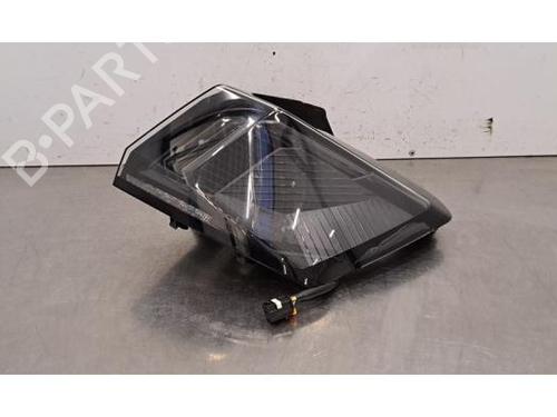 Farolim direito Farolim direito PEUGEOT 3008 II SUV (MC_, MR_, MJ_, M4_) Hybrid4 (M45GBU) (299 hp) 34433728 34433728