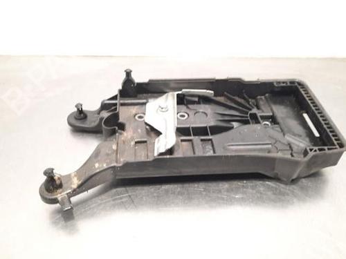 Steun SEAT ARONA (KJ7, KJP) 1.0 TSI (95 hp) 23589379
