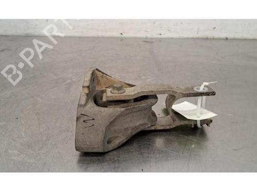 Used Engine mount VOLVO V40 Hatchback (525) D2 (120 hp) 24137045
