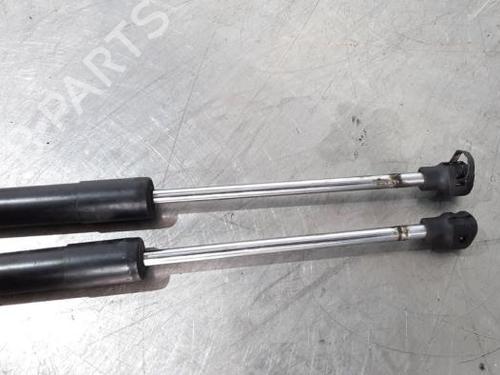 Tailgate lift support PEUGEOT 2008 I (CU_) 1.6 HDi | BP23642675C138