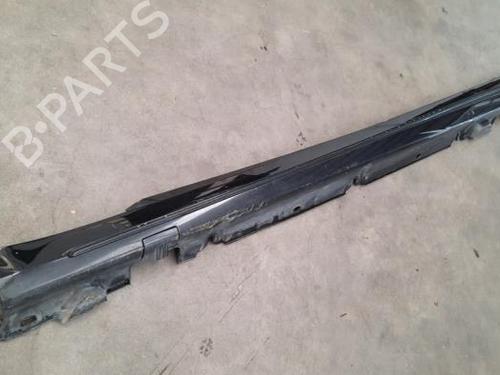 Left sideskirt MERCEDES-BENZ C-CLASS (W205) C 200 d (205.007) A2056981354